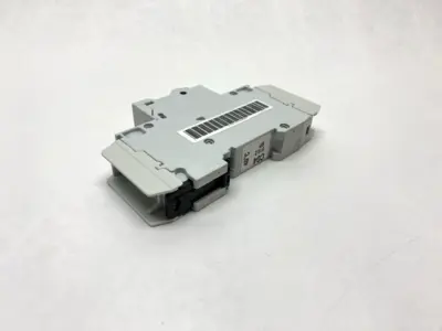 New | in-Stock Cutler-Hammer 240V Breaker, Din Rail Mount 4A Circuit Breakers Michigan US | Maverick Industrial Sales #1486170