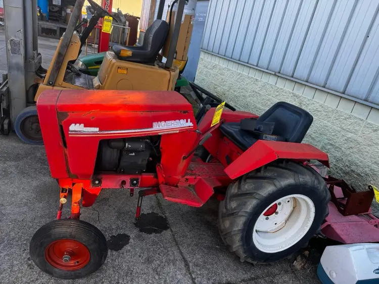 Used _UNKNOWN_ _UNKNOWN_ Sub-Compact & Compact Tractors Ohio US | Myron Bowling Auctioneers Inc #1518781