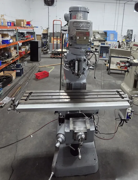 Used BRIDGEPORT Series 1 2 HP Vertical Mills Kentucky US | Machinery Central #1305335