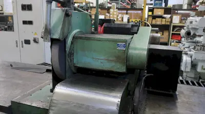 Used 1990 MINAKUCHI NWT-300-60F2 Cylindrical Grinders Including Plain & Angle Head Minnesota US | Orca Machine Tools, Inc. #1266985