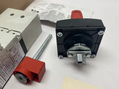 USED EATON MOLDED CASE CIRCUIT BREAKER EMER. SWITCH ASSEMBLY KIT, RED HANDLE