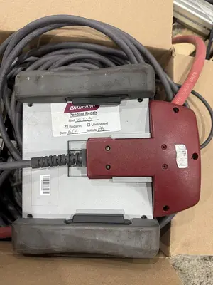 Used 2013 WITTMANN W821 Robot Parts Michigan US | Ideal Machinery #1277212