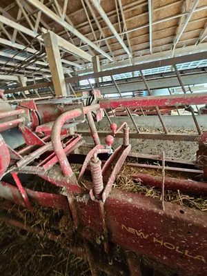 NEW HOLLAND 273 BALER | Iron Listing (12)