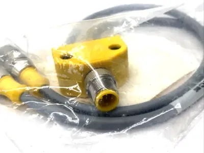 New | in-Stock TURCK U0095, VB2-FSM 4.4/2RK 4T-0.3/0.3 Pins | Maverick Industrial Sales #1112725