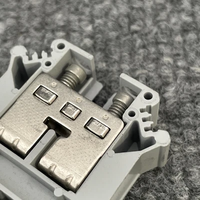 Used Phoenix Contact UIK16 Terminal Blocks California US | Davliegogo LLC #1705963