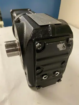 New | in-Stock SEW-EURODRIVE KH37/TAQA100/4 Speed Reducers | Surplus Asset Holdings #1205379
