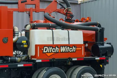 Used 2017 DITCH 2017 DITCH WITCH FXT65 - 800 GALLON Hydro Excavators Florida US | HDD Broker #1346718