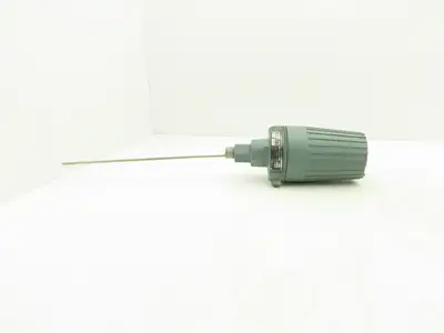 Foxboro RTT10-AQFLS012 Temperature Transmitter 0-150°F 30VDC NEMA 4