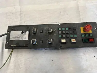 USED BOSCH 064008-101 WITH BOARD 063991-102401 CONTROL PANEL