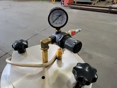 USED W & W CO. INC. 0590