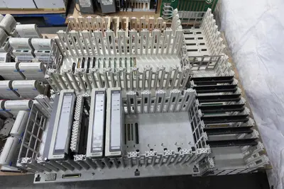 4 PALLETS OF ASSORTED CHASSIS, MODULES AND POWER SUPPLIES; OVATION, HONEYWELL, GE, MODICON