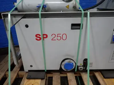 USED LEYBOLD SP250