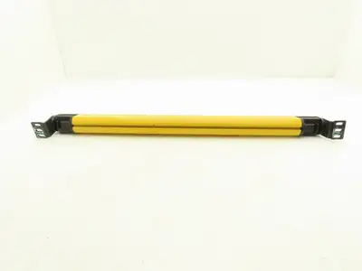 Keyence SL-V32HM-T Safety Light Curtain Transmitter 620mm 9m