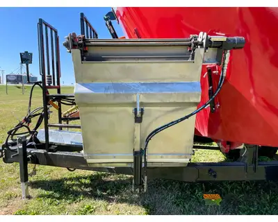 Used CLOVERDALE _UNKNOWN_ Feeder Wagons Iowa US | Keast Enterprises #1360120