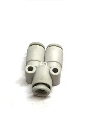 USED SMC UNION Y FITTING 6MM PUSH-IN TUBE 3-WAY ONE-TOUCH LOT OF 2
