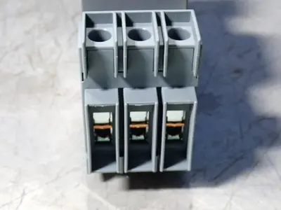 USED SIEMENS 3RV27111BD10