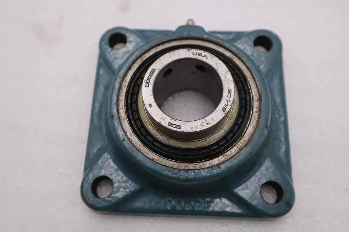 DODGE 208 SC 1-1/2 FLANGE MOUNT 4 BOLT HOUSING STOCK H1332