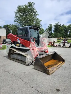 USED 2024 TAKEUCHI TL12V2