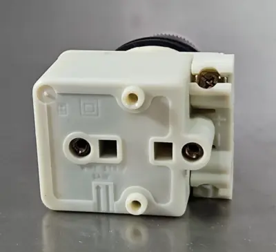Square D 9001 SK1LF1R PUSHBUTTON. Loc4E-18