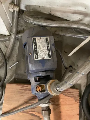 2015 FLOW MACH 2-2031B WATER JET CUTTING, CNC | Machinery Network (8)