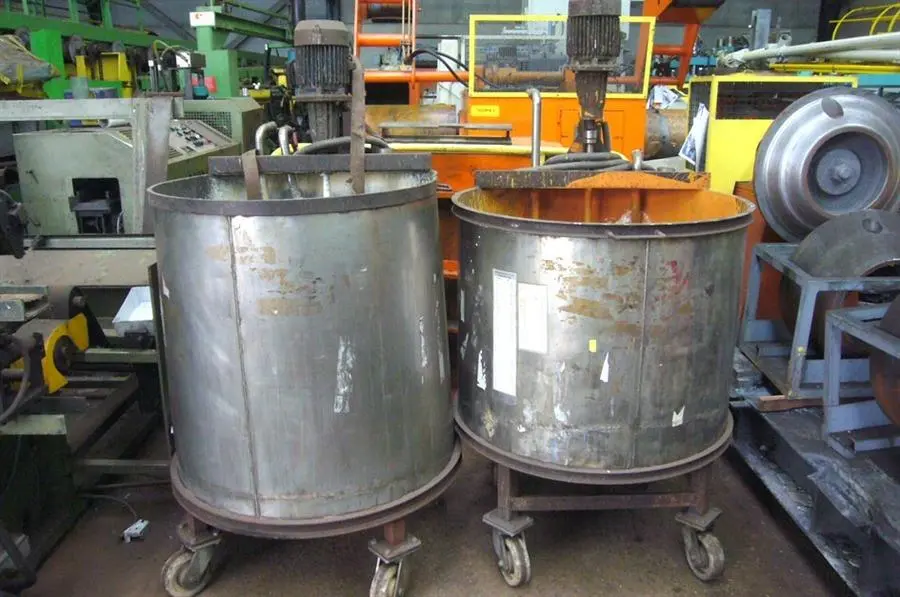 USED ZM PAINTMIXING UNITS