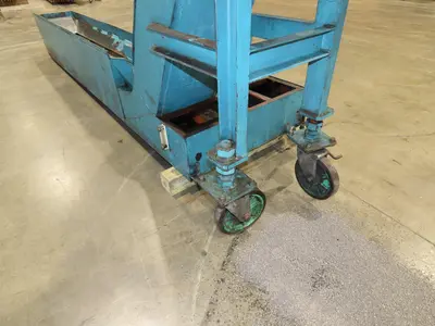 Tsubaki CNC Chip Conveyor 84" Infeed 44" Discharge 220V 3PH w/Coolant Tank Pump