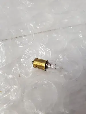 CEC MINIATURE LIGHT BULBS
