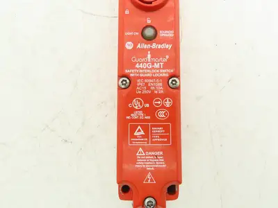 Allen Bradley 440G-MT47037 Guardmaster Locking Guard Switch 110VAC 440G-MT