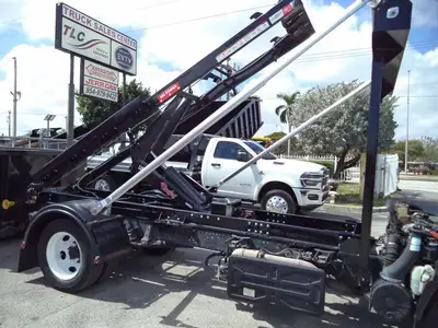Used 2021 ISUZU _UNKNOWN_ Hooklifts & Roll-Offs Florida US | TLC Truck & Equipment #1568824
