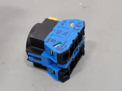 USED IDEC HW1S-3T20