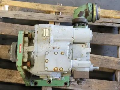 USED SAUER DANFOSS 24-7020 CW