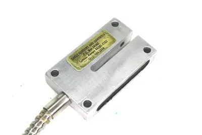 USED EAGLE SENSORS AND CONTROLS 06127815/B2-7C1