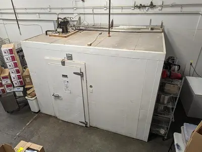 11' x 8' Coldmatic Walk -In Cooler