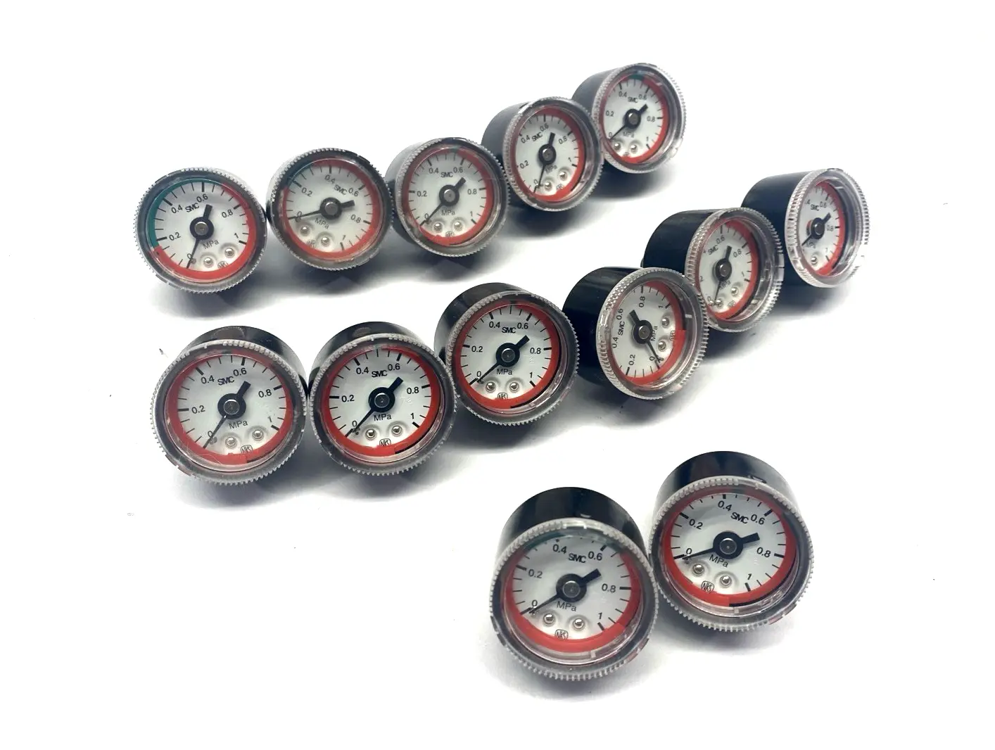 G36-10-01 | SMC  Pneumatic Pressure Gauge w/ Limit Indicator 1/8" Thread LOT OF 13 - Used