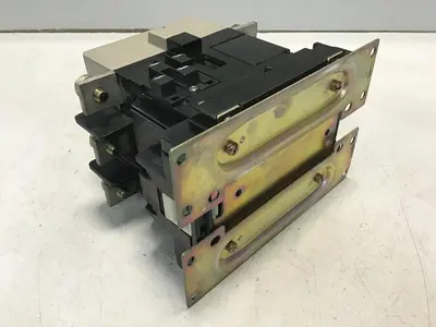 USED MITSUBISHI S-K220