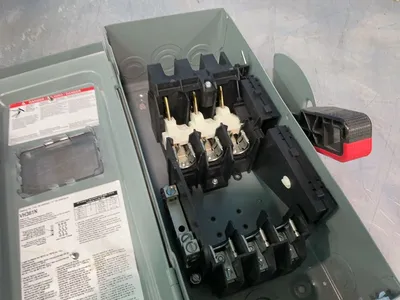 Used SCHNEIDER ELECTRIC VH361N Switchgears Ohio US | HGR 24 #1272694