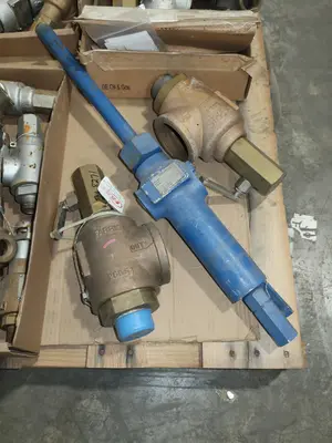 PALLET OF ASSORTED RELIEF VALVES, FARRIS, ALLIED VALVE, DRESSER, CROSBY