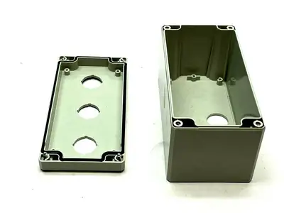 Q3PBPCDM | Hoffman  QLine D Pushbutton Type Enclosure 3PB x 22.5mm - Used