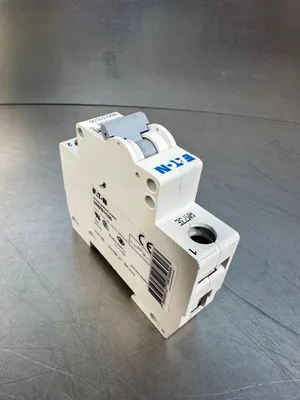 Eaton WMZS1C00 Miniature Circuit Breaker (4B-31)