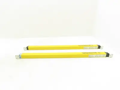 Schmersal SLC440-ER-0570-14-01 Safety Light Curtain Transmitter & Receiver Set