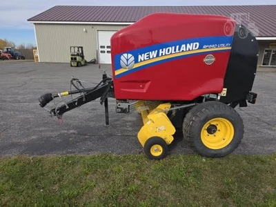 Used 2024 NEW HOLLAND RF440 UTILITY Square Balers Maine US | Beauregard Equipment #1511360