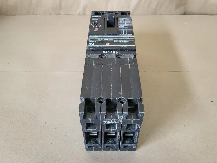 Used SIEMENS CED63A002 Switchgears British Columbia CA | Lenmark #239069