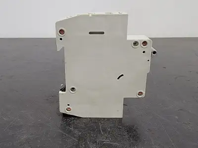 USED ALLEN-BRADLEY 1492-SP1C020