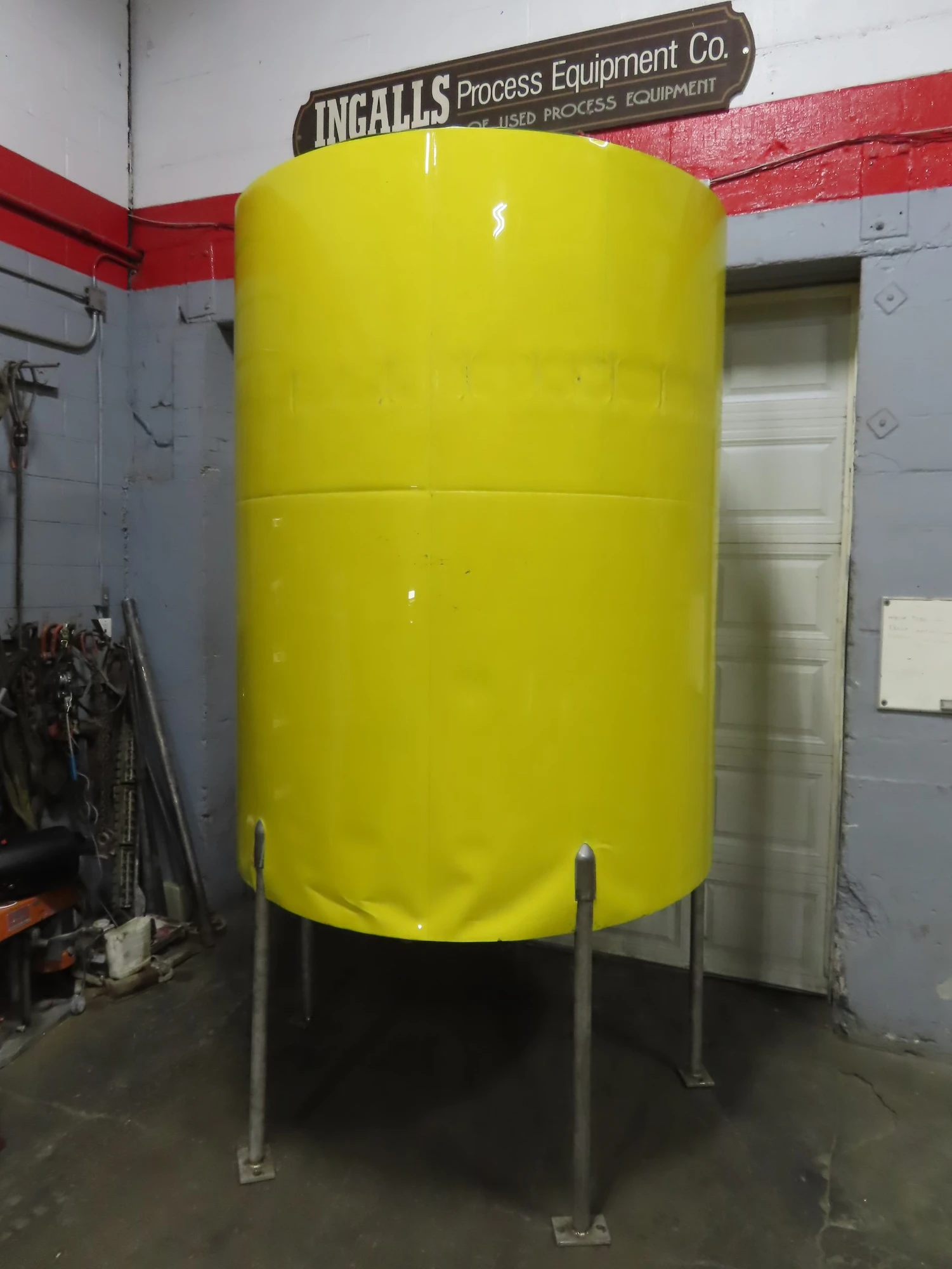 1000 gallon Vertical Stainless Steel Tank