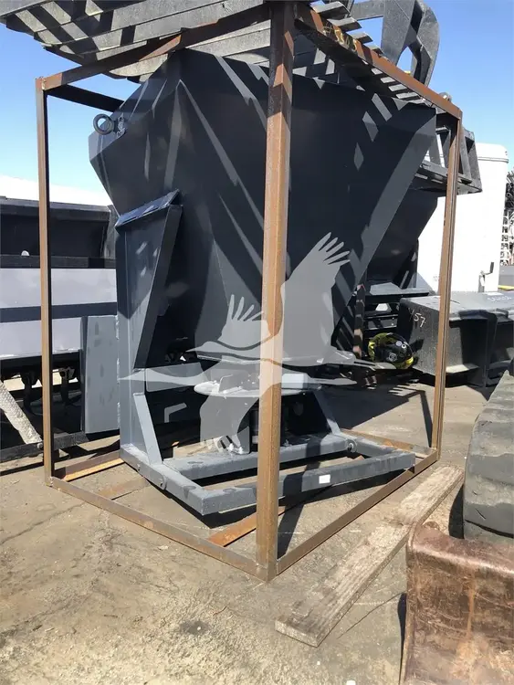 Used 2026 RACOON SEED SPREADER Broadcast Spreaders California US | Lillo Machinery #1458187