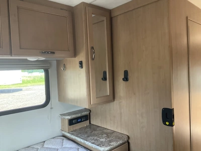 Used 2017 FORD FOUR WINDS 30D Campers, Caravans, Motorhomes Michigan US | Miedema Asset Management Group #1339038