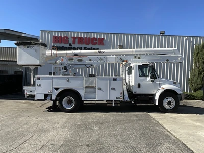 Used 2019 INTERNATIONAL 4300 Bucket (boom) trucks California US | Big Truck & Equipment #1412297