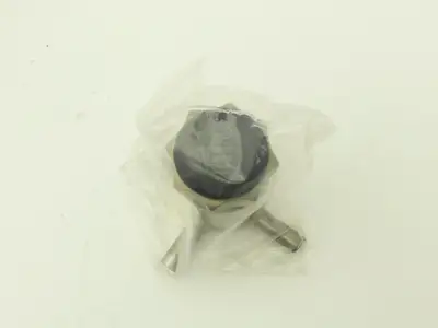 Hoke Valves 4688N4M Stainless 3-Port Diaphragm Valve 300psi  Lot of 2
