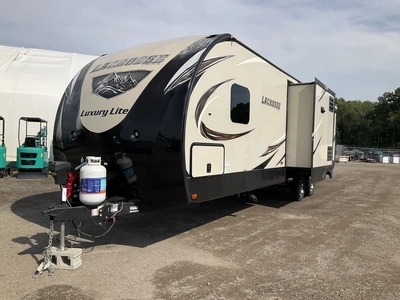 Used 2017 FOREST RIVER LACROSSE Campers, Caravans, Motorhomes Michigan US | Miedema Asset Management Group #1411189