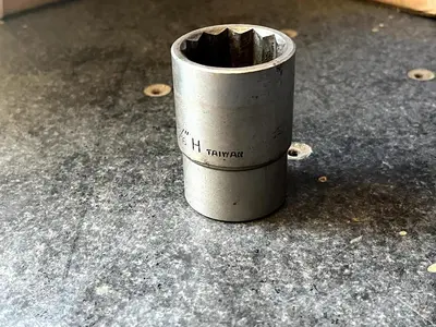 1/2" Drive X 1-3/16" SOCKET 12 POINT CR-MO
